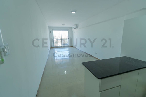 Imagen 7 de 15 de Venta Departamento Monoambiente C/balcón Versalles