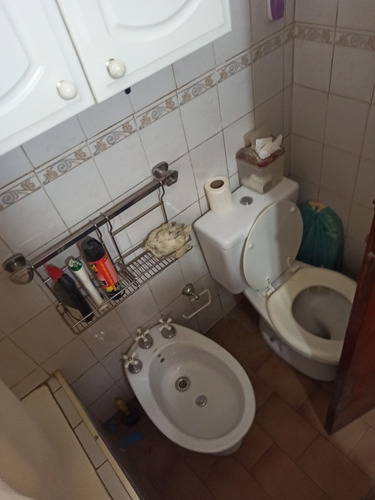 Imagen 3 de 12 de Chalet En Venta En Villa Insuperable A Reciclar