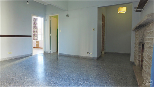 Imagen 3 de 20 de 3 Amb 2 Baños Con Cochera - Varese - Ref: 118