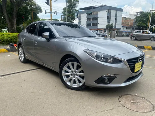 Mazda 3 2.0 Touring At