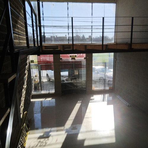 Imagen 10 de 30 de Local - Castelar