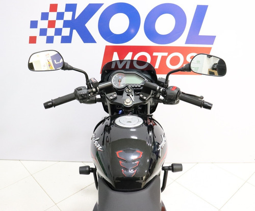 Imagen 11 de 21 de Bajaj Pulsar 180 Neon Fi