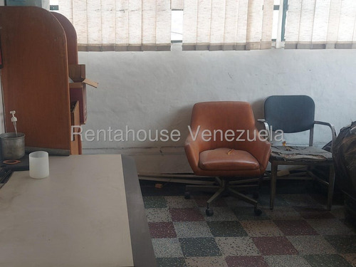 Galpón Comercial En Venta Boleita Norte Mls #25-20163