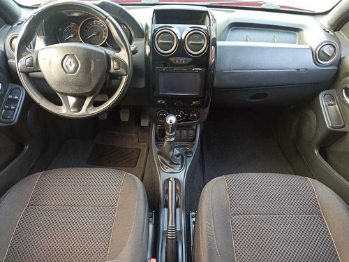 Imagen 11 de 12 de Renault Duster 2017 2.0 Dakar Mt