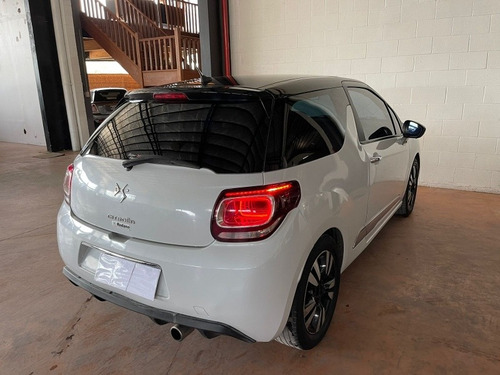 Imagen 5 de 15 de Citroën Ds3 2015 1.6 Vti 120 So Chic