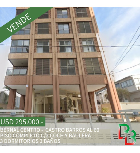 Vende Departamento 5 Ambientes Al Frente - Bernal