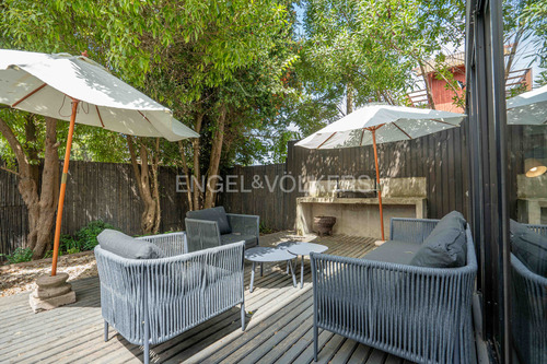 Casa En Excelente Ubicación Cachagua Centro