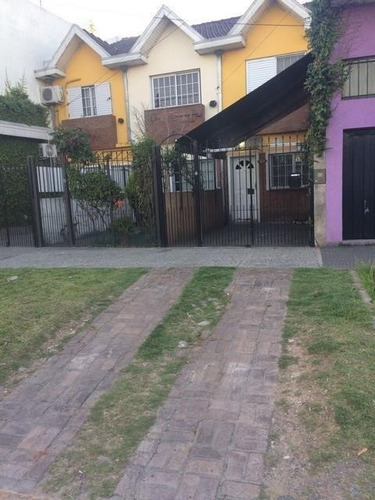 Casa  En Venta Ubicado En Quilmes Oeste, Quilmes, G.b.a. Zona Sur