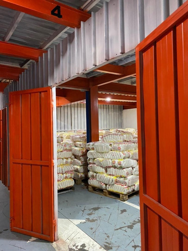 Imagen 7 de 10 de Locales Depositos Almacen Galpon En La Candelaria Centro