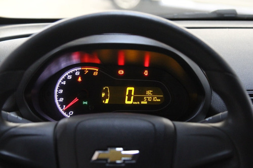 Imagem 7 de 10 de Chevrolet Prisma Joy