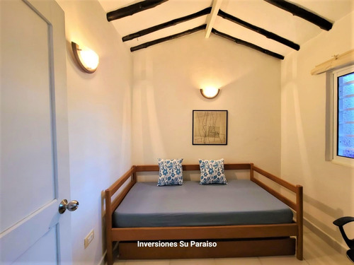 Imagen 18 de 29 de Precioso Y Acogedor Apartamento En Alquiler De Vacaciones Frente A La Playa Y A Pocos Pasos Del Club De Playa Del Hotel Tibisay Isla Margarita