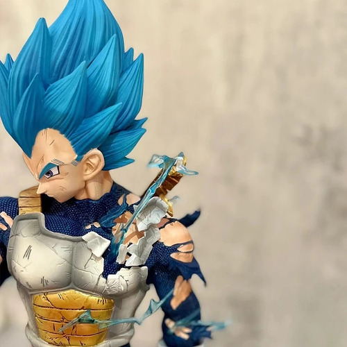Figura Vegeta Super Saiyajin 26cm - Dragon Ball Z