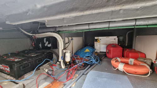 Crucero Custon 38 2014 Motores Iveco 230 Mercruiser Bravo Ii
