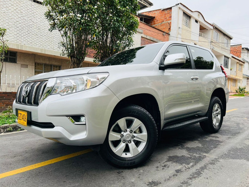 Imagen 1 de 11 de Toyota Prado Txl Sumo 2020