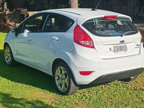 Ford Fiesta Kinetic Segunda Dueña Todos Los Services