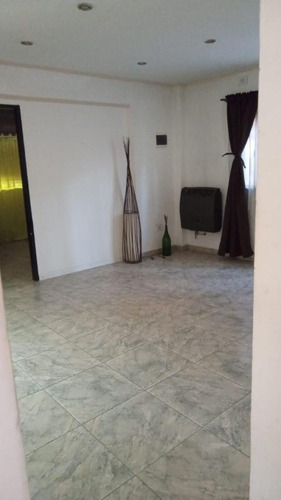 Casa En Venta - 5 Dormitorios 3 Baños - Cocheras - 500mts2 - Longchamps