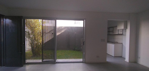 Imagen 7 de 24 de Duplex Casa 3 Amb A Estrenar - Castelar Norte Con Cochera Y Fondo