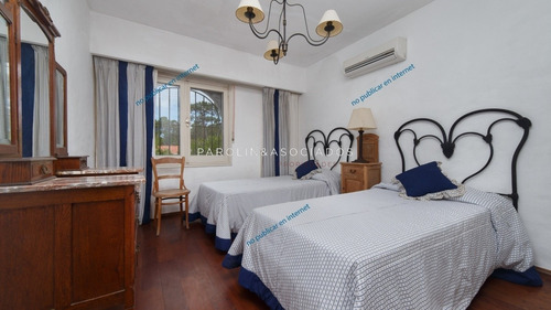 Casa De 6 Dormitorios En Lugano, Punta Del Este- Ref: 3515