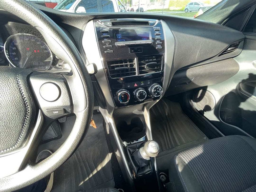 Imagem 11 de 14 de Toyota Yaris Xl 1.3 16v Flex