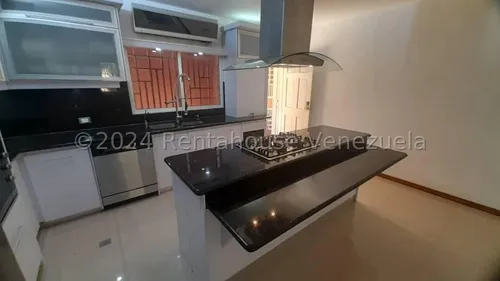 Thownhouse De Oportunidad Lc
