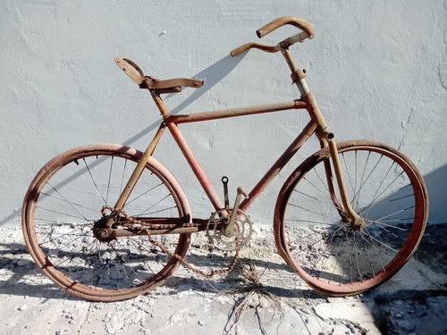 Antigua Bicicleta Peugeot De Principios Del 1900 De Niño