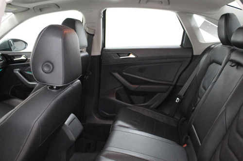 Imagen 11 de 15 de Volkswagen Jetta 2019 4 Cilindros