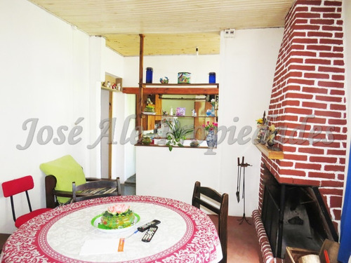 Imagen 7 de 10 de En Venta Dos Casas En Un Mismo Padrón Colonia Del Sacramento