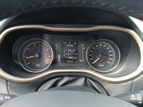 Jeep Cherokee LONGITUD 4X4 2.4