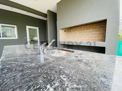 Imagen 4 de 30 de Casa En Venta Santa Lucia