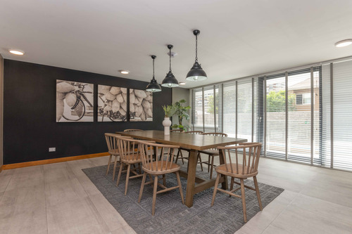 Edificio Av. Irarrázaval (1 Est. 1 Bod.) Vista Poniente Pi