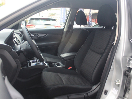 Nissan X-Trail CVT 2.5 AT