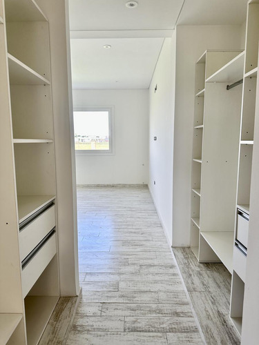 Casa En Venta Barrio San Simon Canning