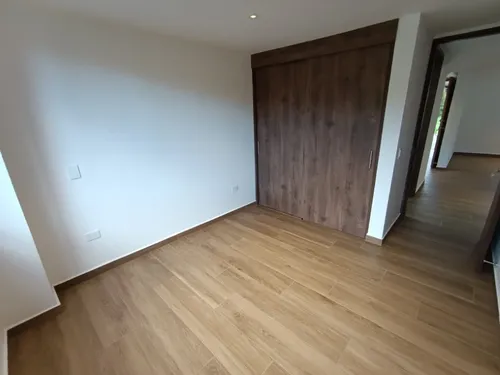 Casa En Arriendo Ubicada En El Retiro Sector Via La Fe (27251).