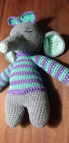 Imagen 3 de 3 de Elena La Elefanta Amigurumi - Muñeco De Apego - Crochet