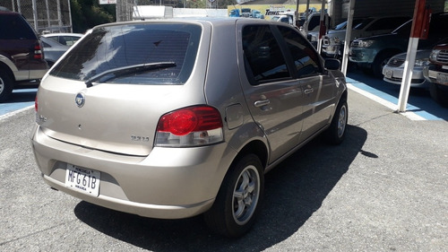 Imagen 4 de 11 de Fiat Palio