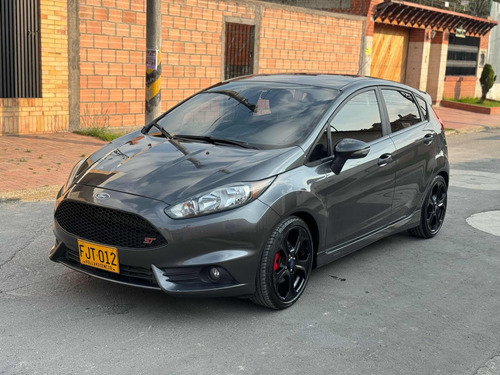 Ford Fiesta 1.6 Hatchback St