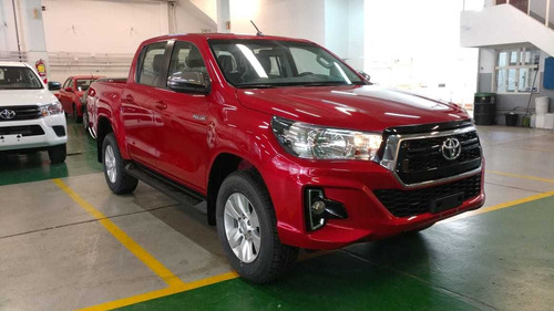 Imagen 14 de 15 de Hilux 4x2 Srv Mt 2.8tdi