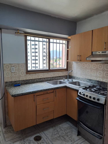 Apartamento En Alquiler En Trigal Norte. Edificio Apolo V. Valencia Cod 279254