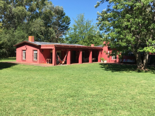 Casa Quinta En El Barrio Abierto La Araucaria Lobos