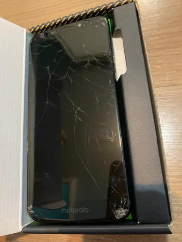 Celular Moto G 6 Play 32gb (tela Quebrada !!!!!!!)