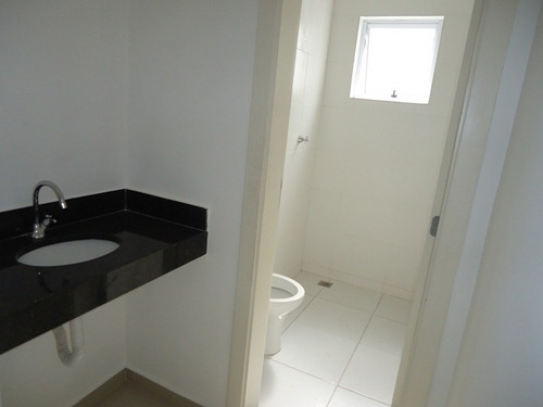 Imagem 4 de 8 de Cobertura Com 2 Quartos Para Comprar No Cabral Em Contagem/mg - 11379