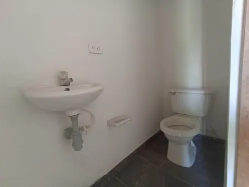 Local En Arriendo En Quintas Del Carretero. Cod A14939