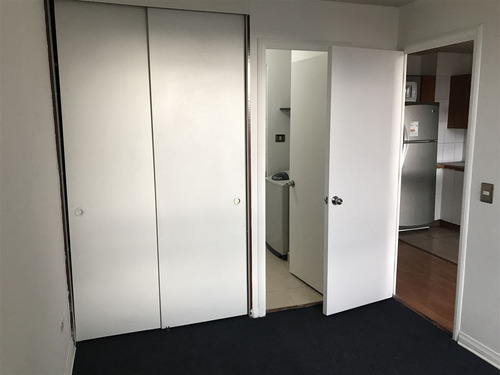 Oportunidad Impecable Departamento 1 Dormitorio Metro Moneda