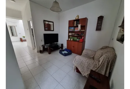 Apartamento En Venta 2do Piso En La Floresta 140 Mt²