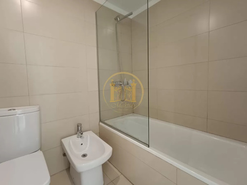 Vendo Apartamento, 1 Dormitorio Y Medio, Edificio De Lujo Con Amenities, Punta Del Este, Maldonado