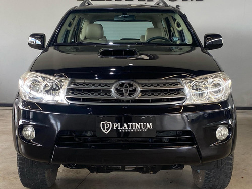 Toyota Hilux SW4 SRV D4-D 4x4 3.0 TDI Dies. Aut