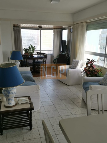 Imagen 6 de 14 de Apartamento En Peninsula, 2 Dormitorios *