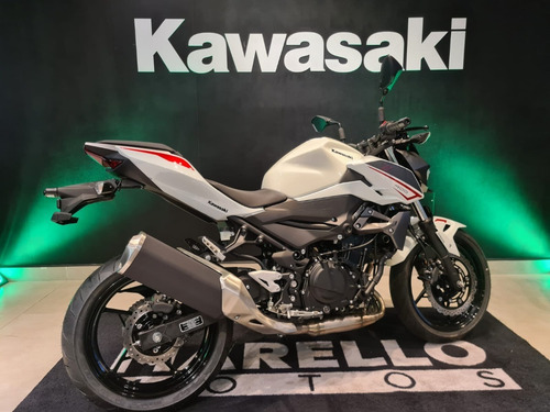Imagem 3 de 8 de Kawasaki Z400 Branca 2022 - Lançamento