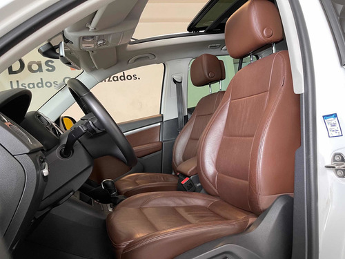 Imagen 11 de 15 de Volkswagen Tiguan 2016 2.0 Track&fun Nave Piel At