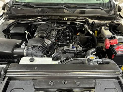 Nissan NP300 2.5 SE Paq Seguridad Mt